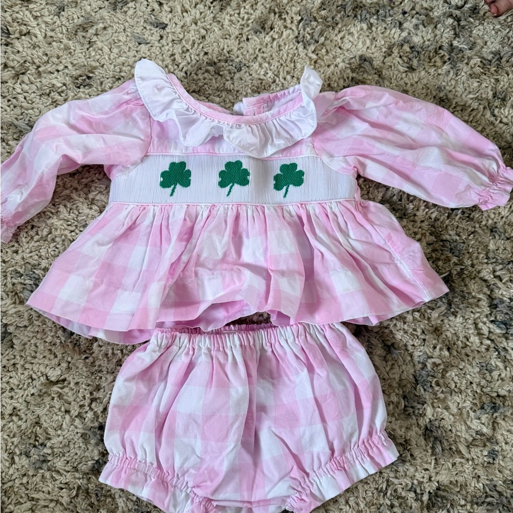Smocked Shamrock Set